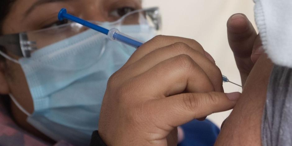 Vacunación contra COVID-19 arranca en tercera semana de diciembre