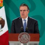 Propone Monreal hasta 20 años de cárcel a quien reclute a menores para delinquir