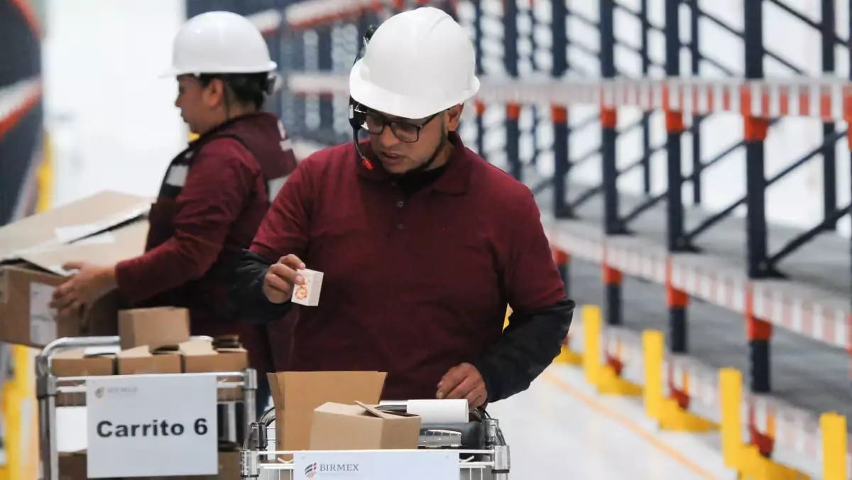 «Empresas extranjeras y distribuidores están sobrecargando el sistema sanitario nacional, según denuncian farmacéuticos»