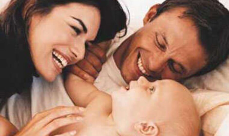 "El Renacimiento de la Maternidad: El Movimiento 'Vida por Delante' Emerge como una Voz Fuerte en Favor de la Equilibra Familia"